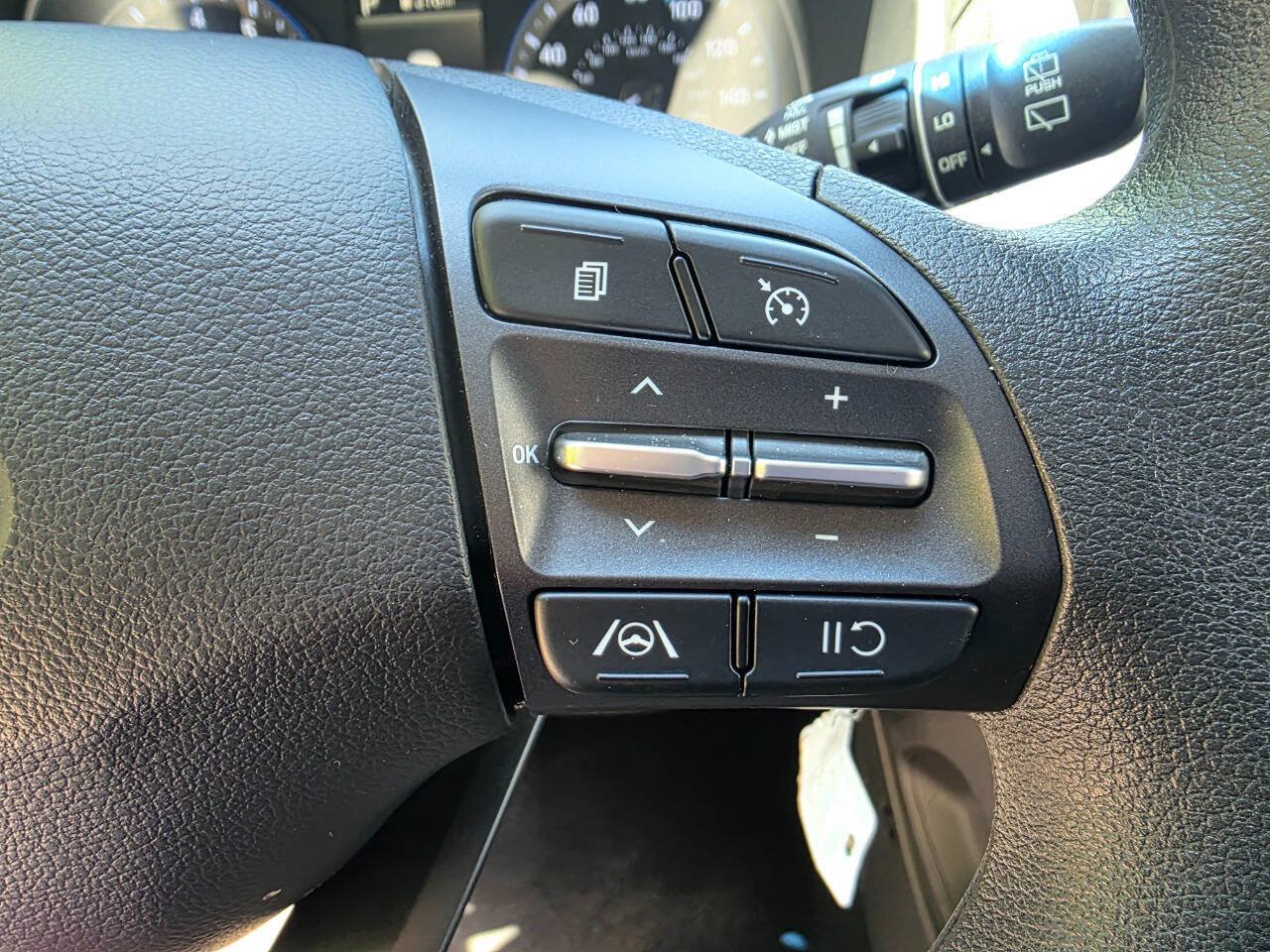 Used 2022 Hyundai Kona SE w/ Cargo Package FWD image 19