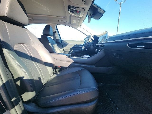 Used 2023 Hyundai Sonata Limited w/ Cargo Package FWD image 12