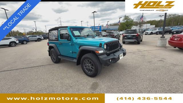 Used 2024 Jeep Wrangler Sport AWD/4WD image 2