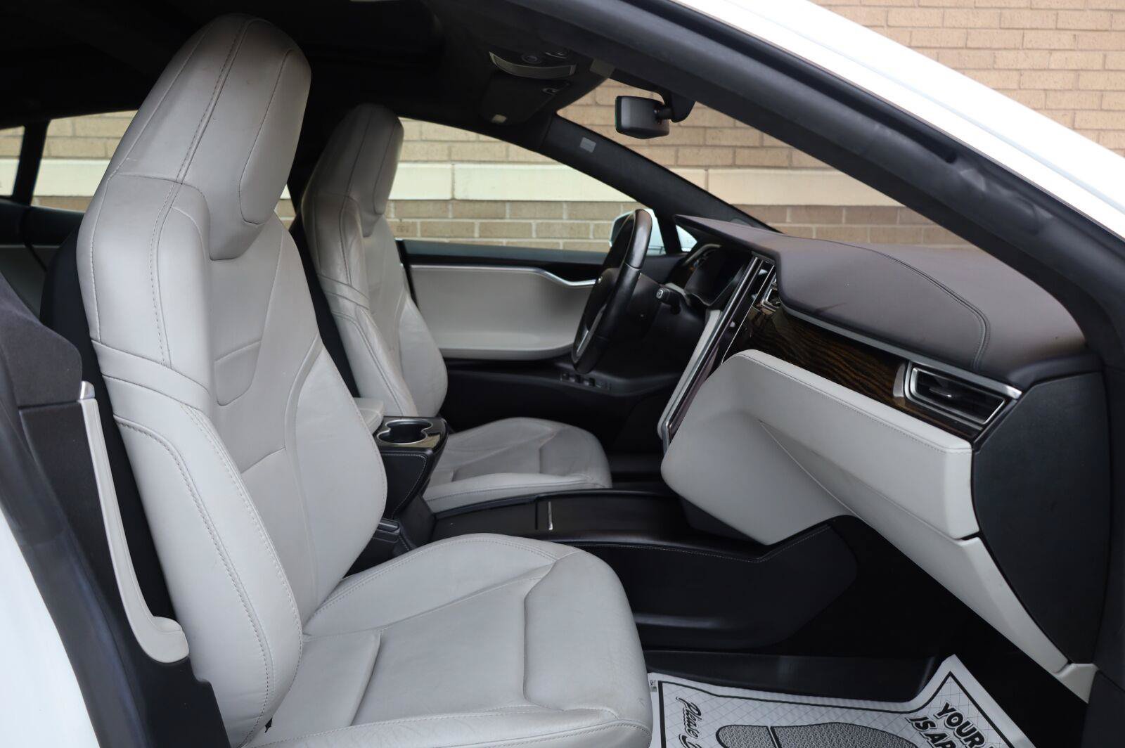 Used 2016 Tesla Model S 75 RWD image 28