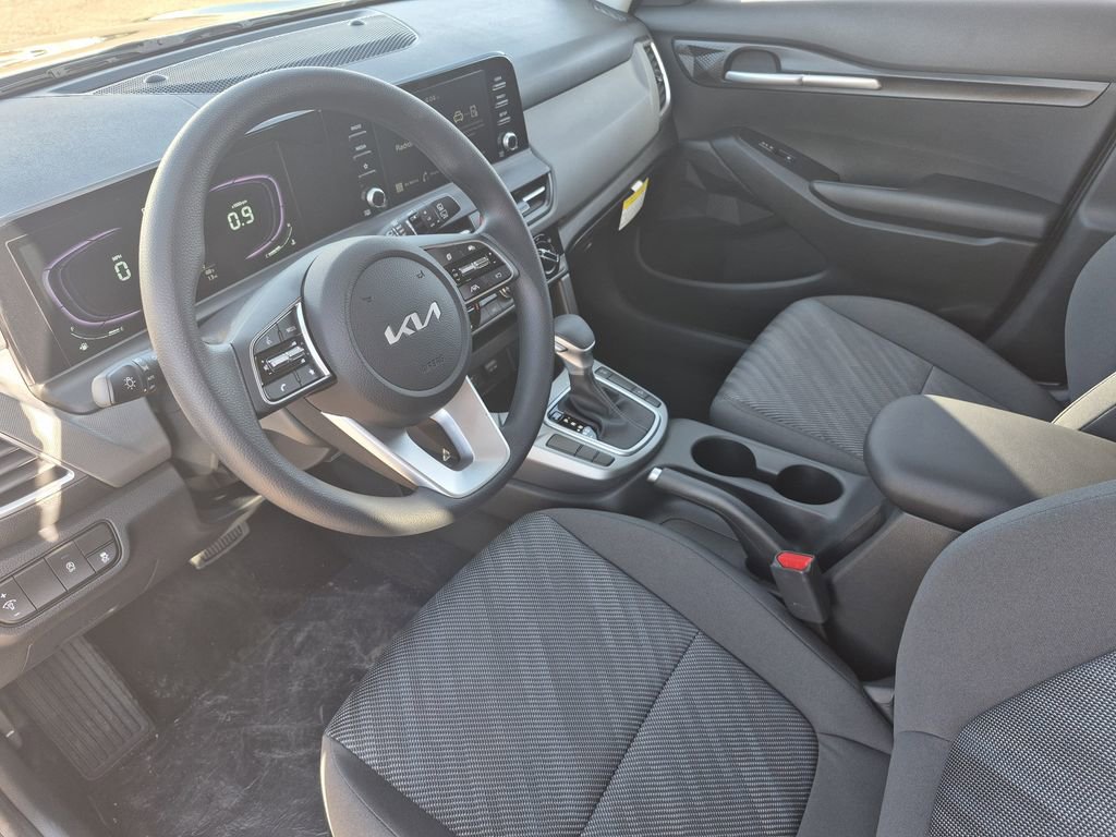 New 2026 Kia Seltos LX image 10