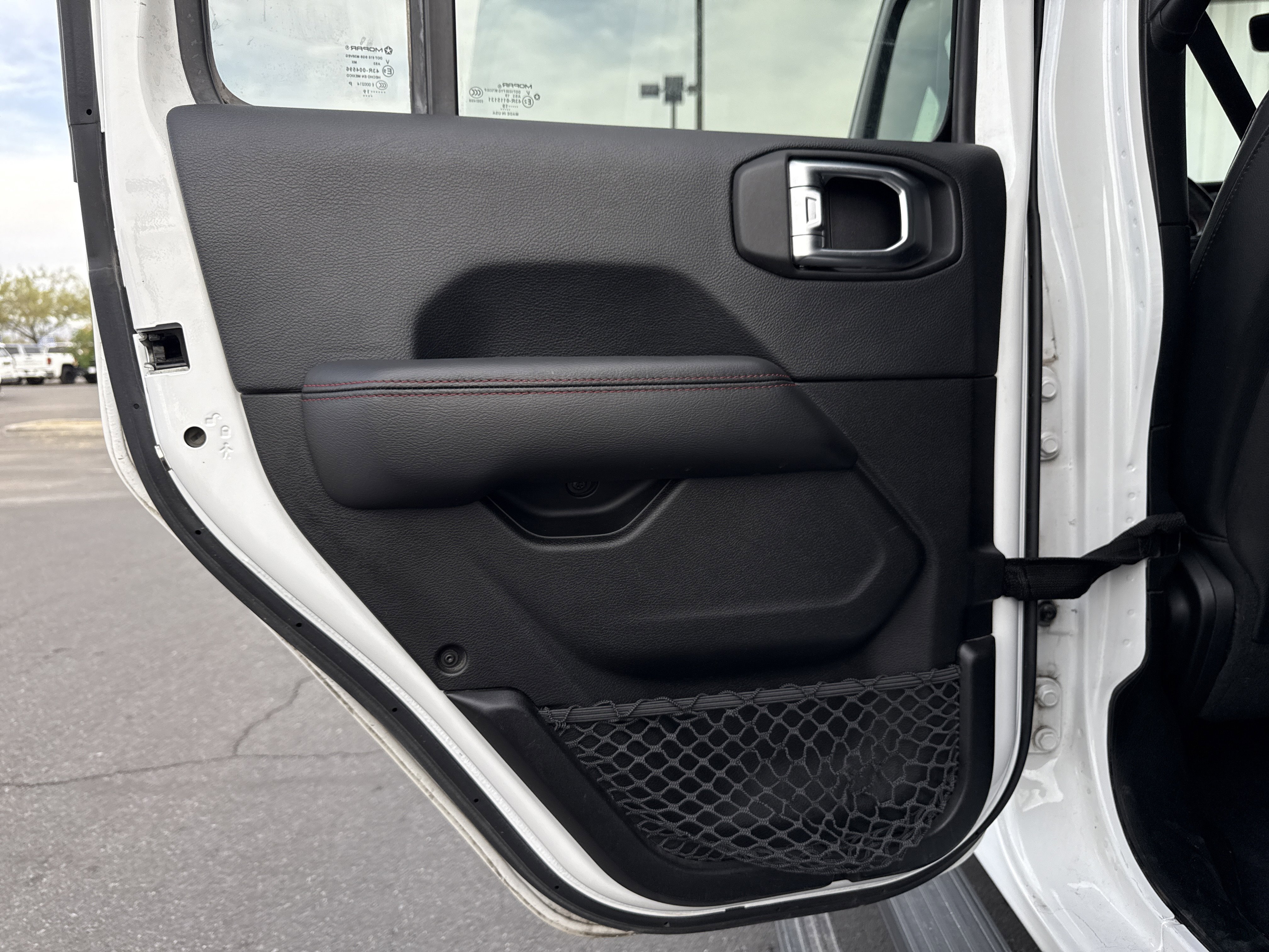 Used 2019 Jeep Wrangler Unlimited Rubicon image 27
