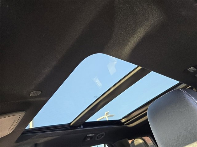 Used 2024 Ford Explorer ST w/ Equipment Group 401A image 10