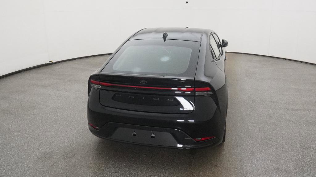 New 2026 Toyota Prius XLE image 10