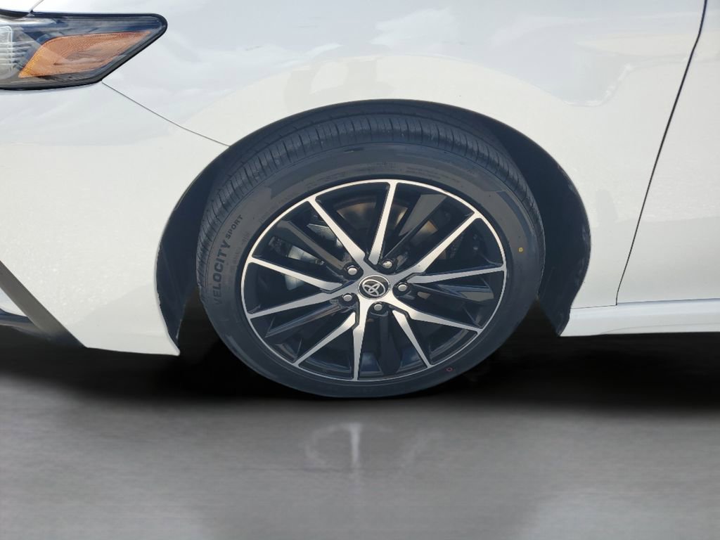 Certified 2023 Toyota Camry SE w/ Convenience Package image 10