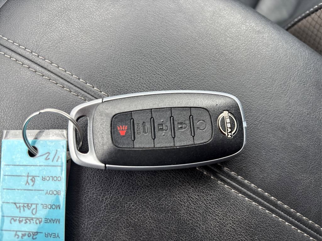Used 2024 Nissan Pathfinder SL image 39