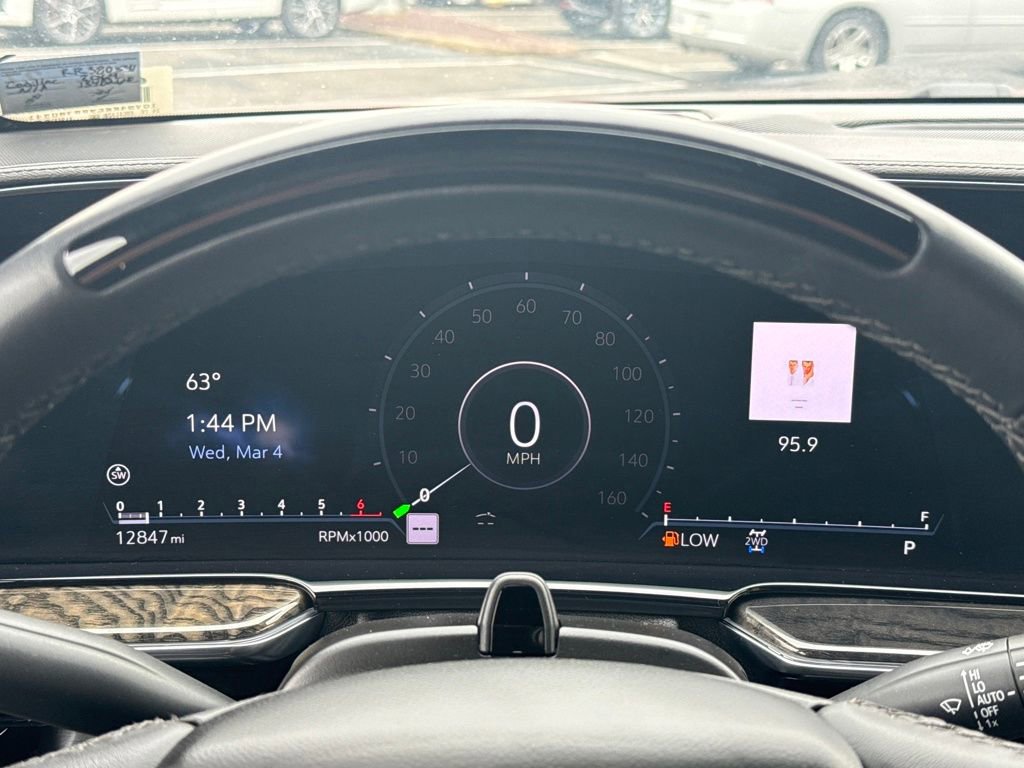 Certified 2024 Cadillac Escalade ESV Premium Luxury image 7