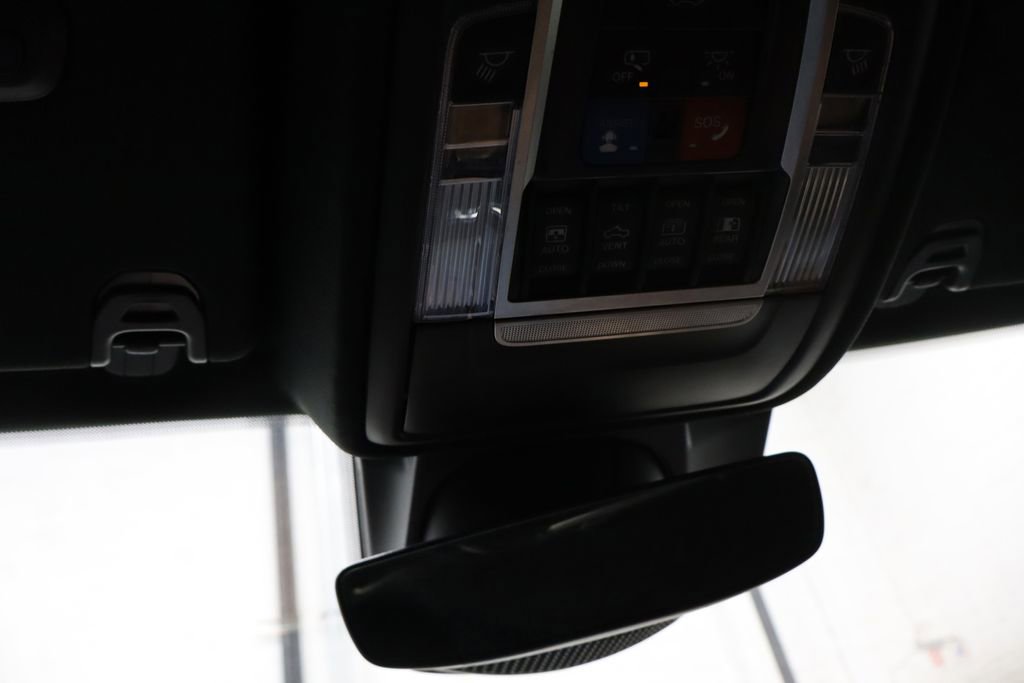 Used 2022 RAM 1500 Limited w/ Body Color Bumper Group image 19