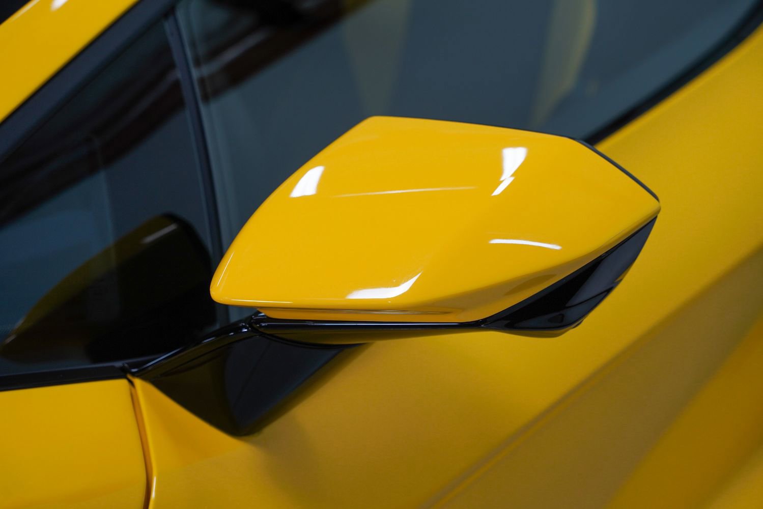 Used 2024 Lamborghini Revuelto AWD/4WD image 16