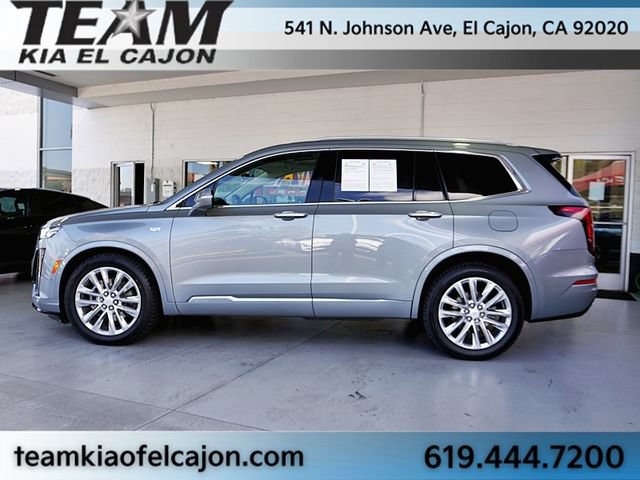 Used 2023 Cadillac XT6 Premium Luxury w/ Technology Package FWD image 6