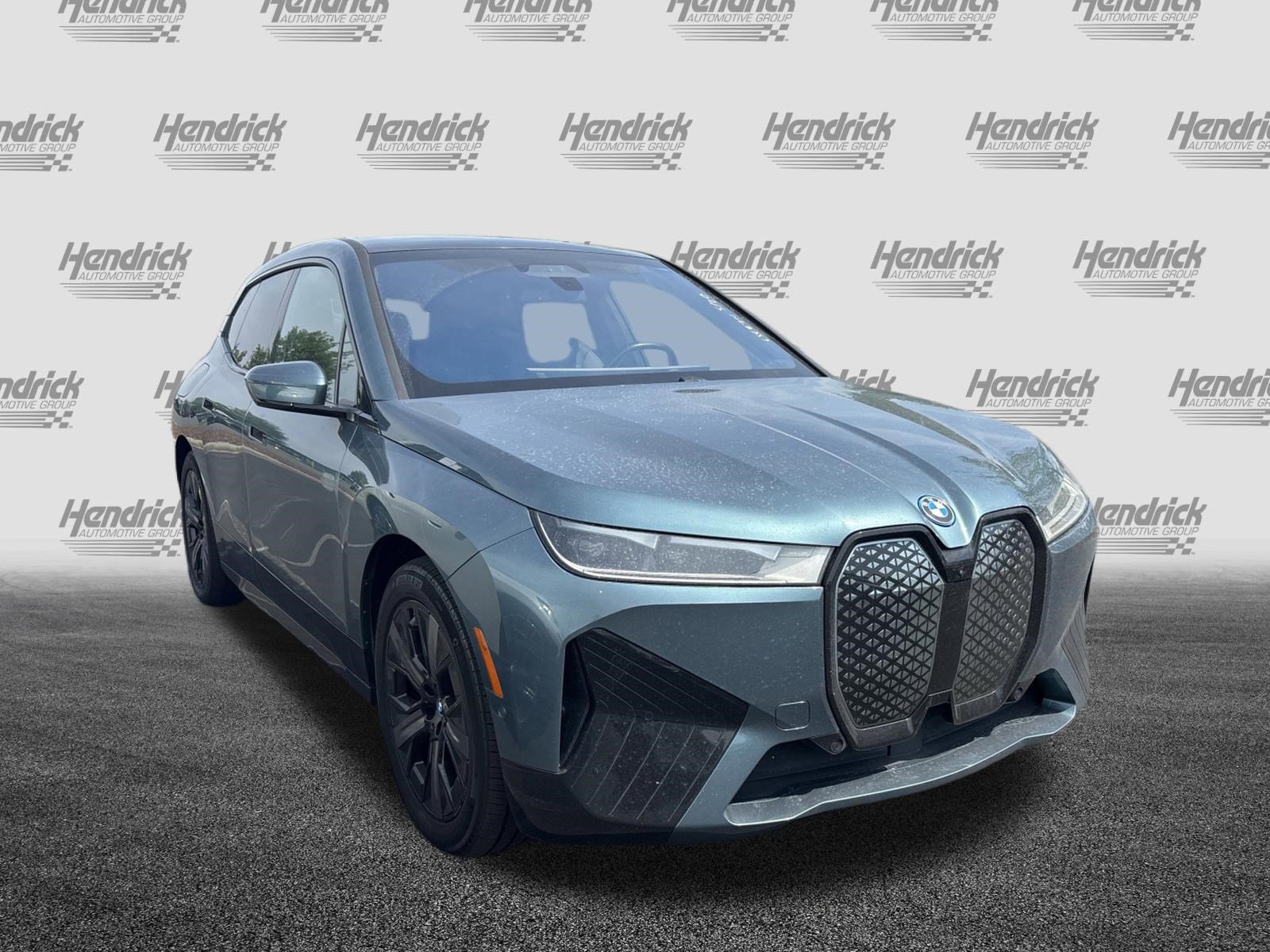 Certified 2023 BMW iX xDrive50 w/ Premium Package AWD/4WD image 7