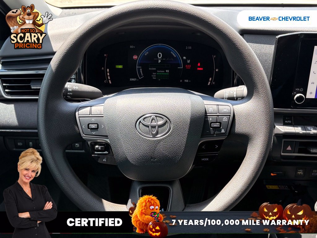 Used 2025 Toyota Camry LE FWD image 18