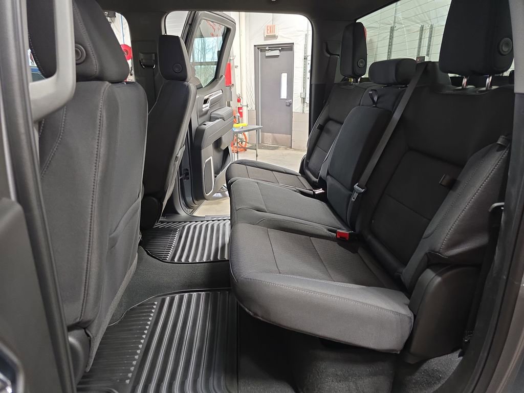 New 2026 GMC Sierra 1500 Elevation image 13