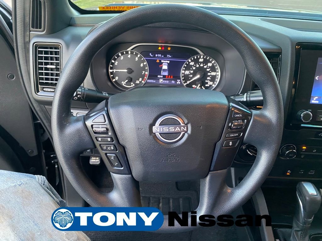 Used 2023 Nissan Frontier SV w/ Midnight Edition Package image 32