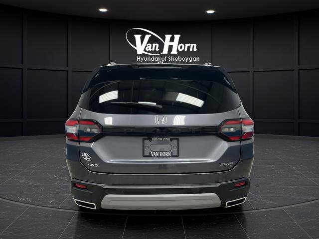 Used 2023 Honda Pilot Elite image 4