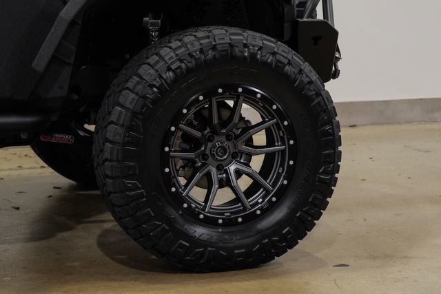 Used 2025 Jeep Gladiator Rubicon w/ Safety Group AWD/4WD image 34