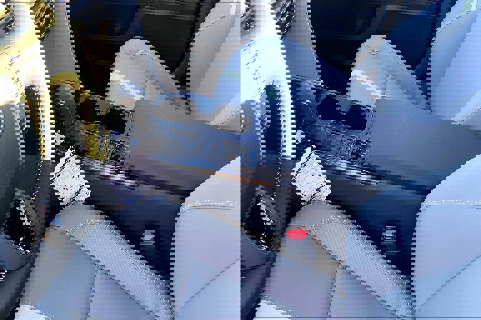 Used 2026 Toyota Camry SE image 13