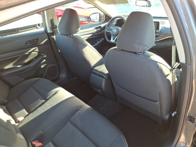 Used 2023 Nissan Altima 2.5 SV image 31