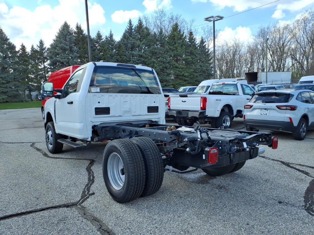 New 2026 Ford F350 XL AWD/4WD image 7
