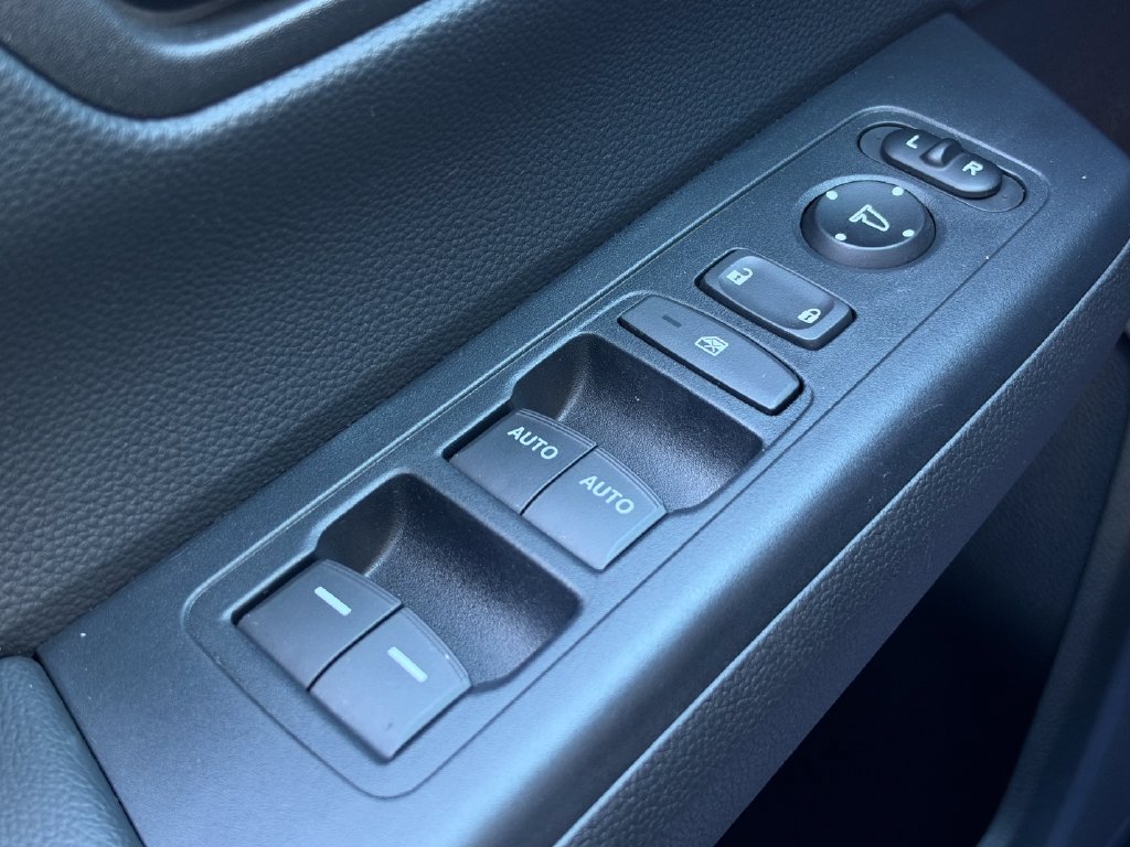 Used 2024 Honda CR-V EX image 29