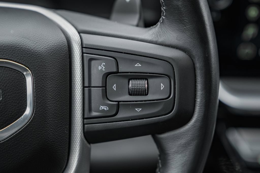 Used 2023 GMC Sierra 1500 Denali w/ Technology Package AWD/4WD image 38