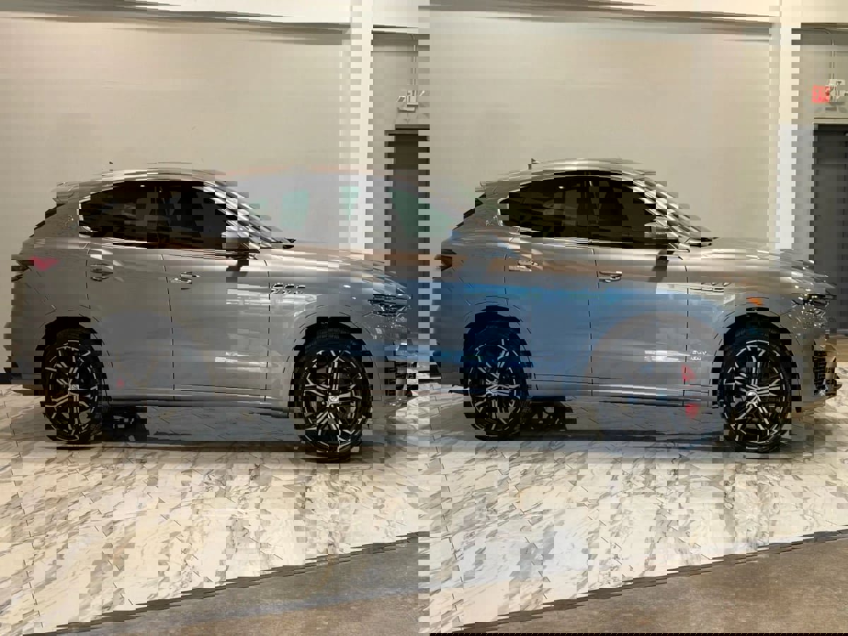 Used 2021 Maserati Levante S GranSport image 5