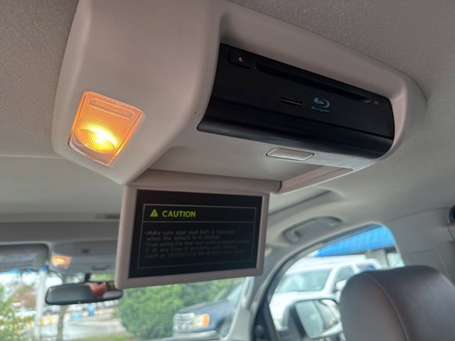 Used 2015 Toyota Sequoia Limited image 16