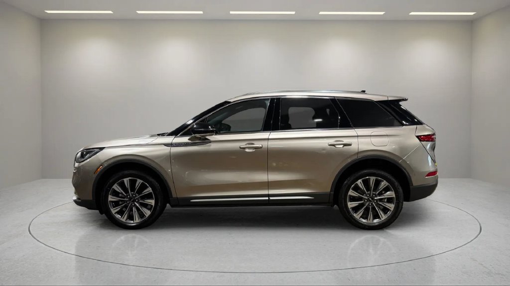 Certified 2020 Lincoln Corsair Reserve w/ Elements Package AWD/4WD image 17