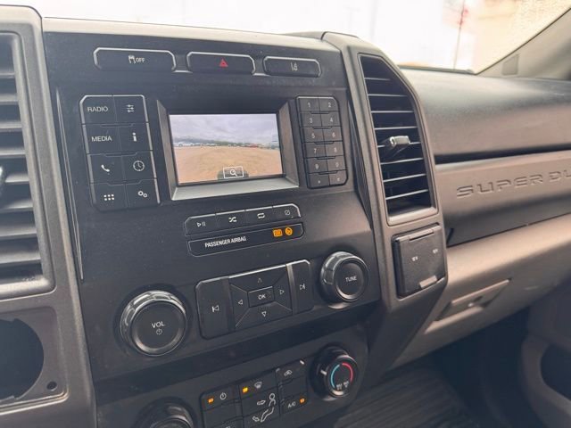 Used 2020 Ford F350 XL w/ Power Equipment Group image 11