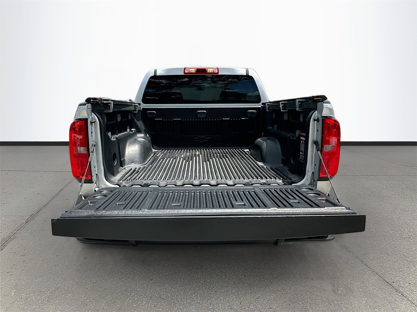 Used 2018 Chevrolet Colorado W/T w/ WT Convenience Package image 23