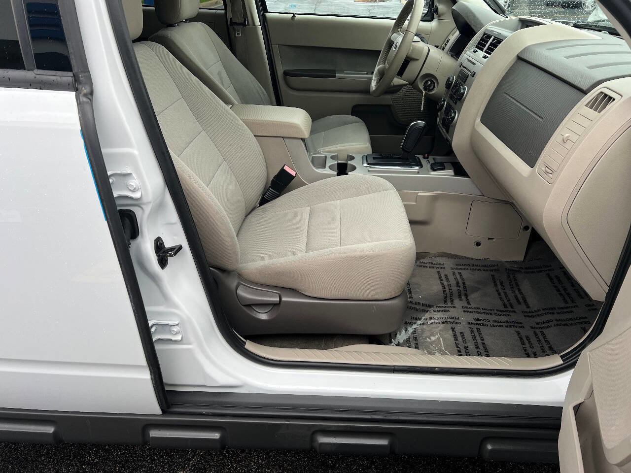 Used 2010 Ford Escape 2WD Hybrid image 25