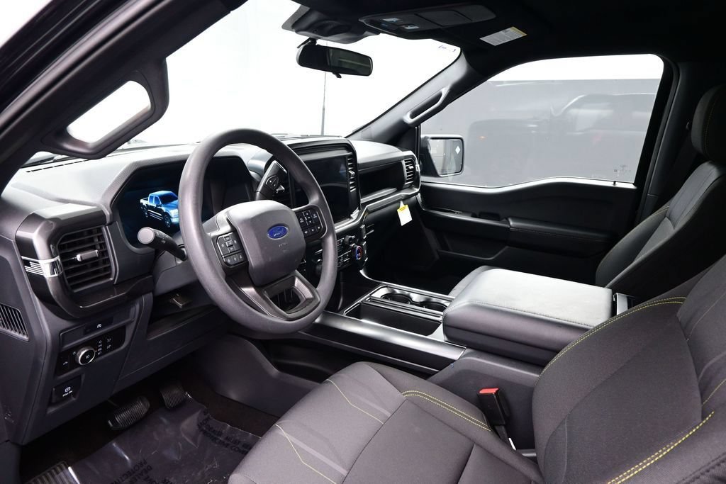 Used 2025 Ford F150 STX w/ Equipment Group 200A RWD image 8