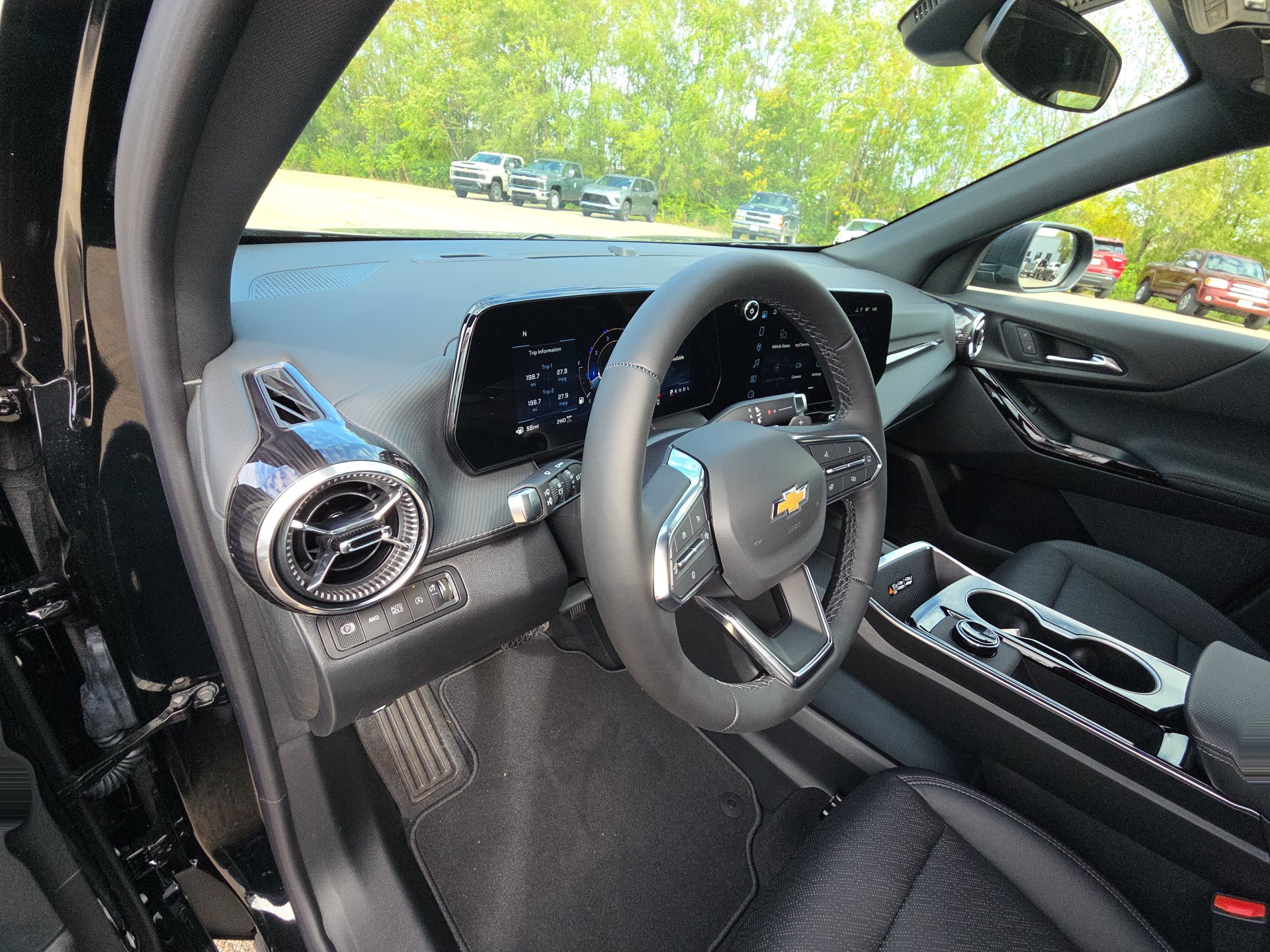 New 2027 Chevrolet Equinox LT w/ Convenience Package II AWD/4WD image 14