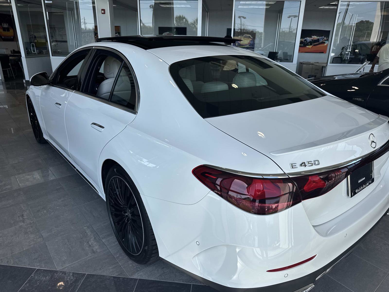 New 2026 Mercedes-Benz E 450 4MATIC Sedan image 5