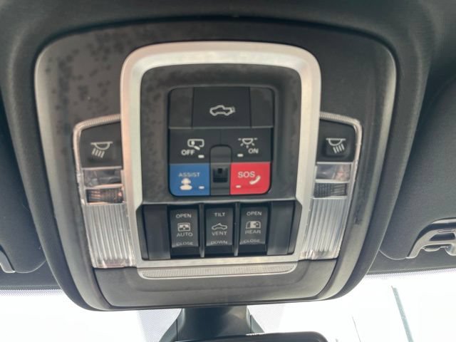 Used 2019 RAM 2500 Laramie w/ Night Edition AWD/4WD image 21