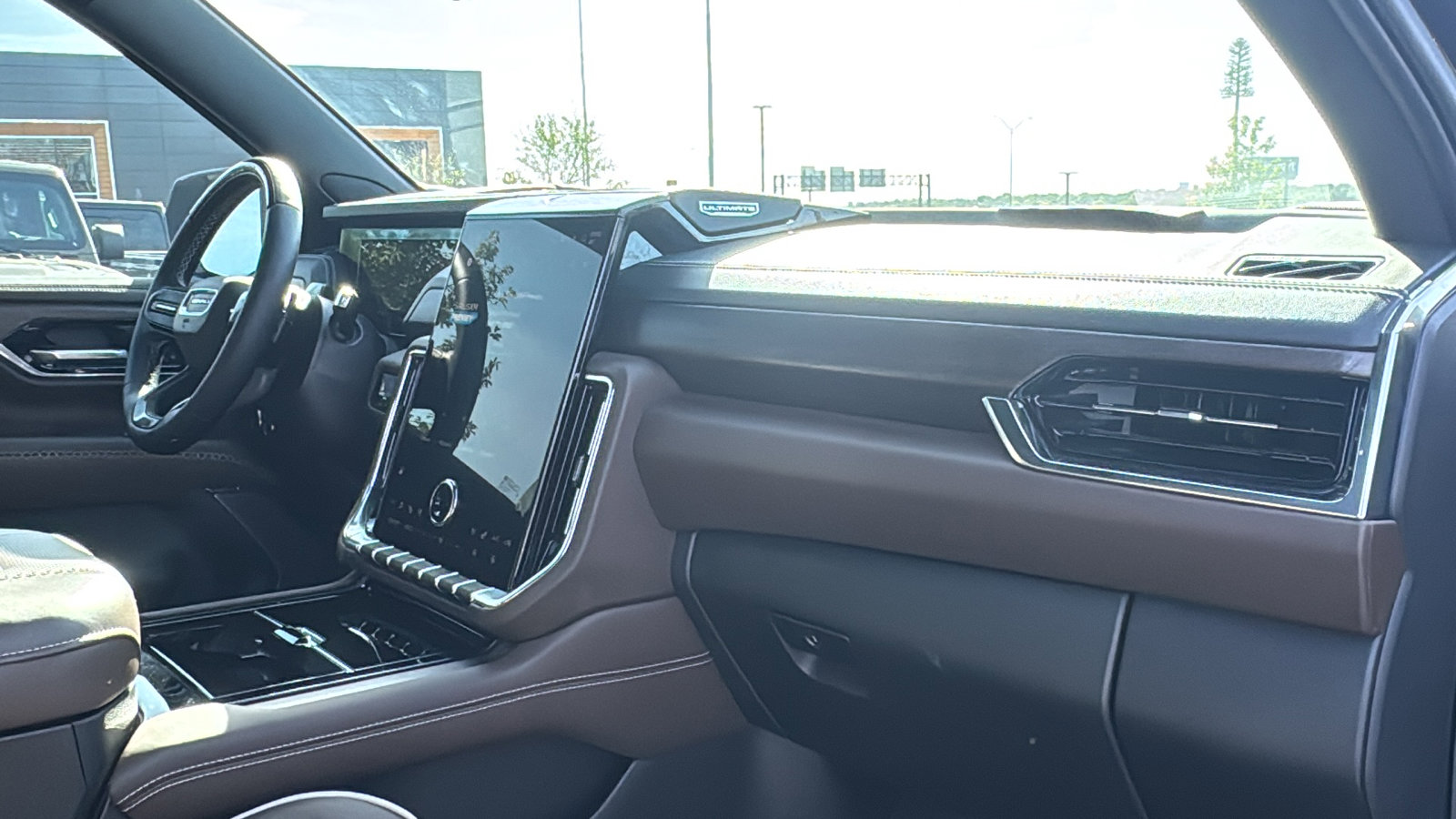 Used 2026 GMC Yukon XL Denali Ultimate image 27