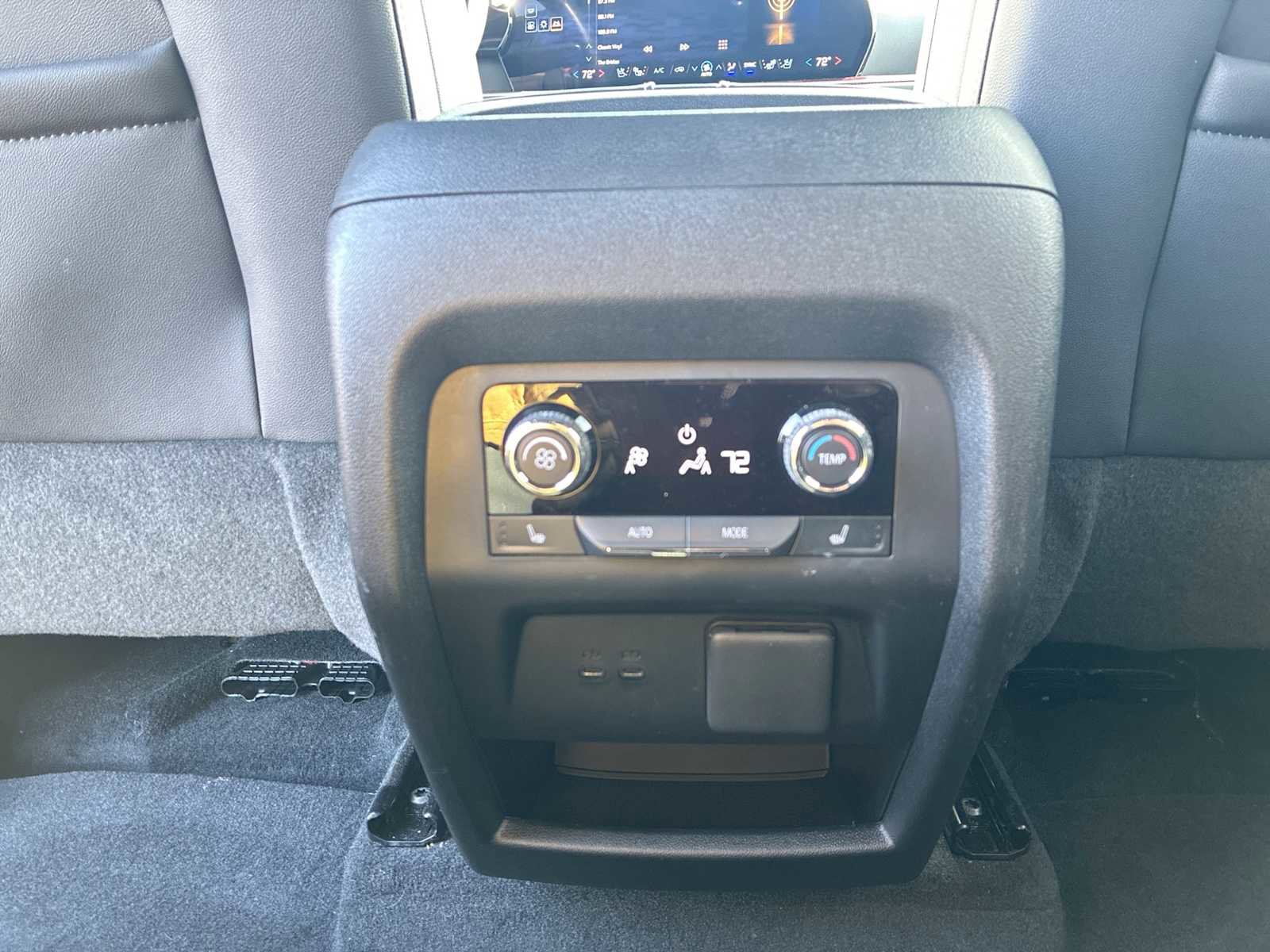 Certified 2024 Chevrolet Traverse RS image 22