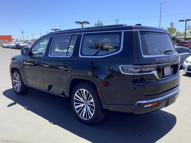 Used 2024 Jeep Grand Wagoneer Series III w/ Flexible Seating Group AWD/4WD image 23