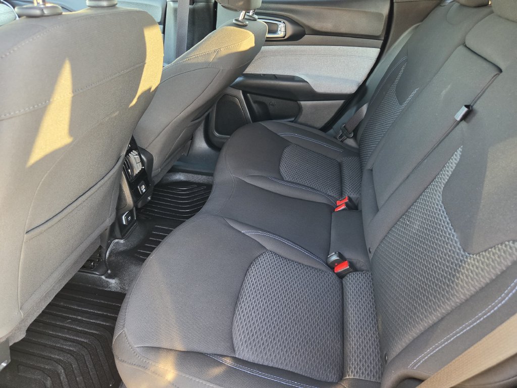 Used 2023 Jeep Compass Sport AWD/4WD image 23