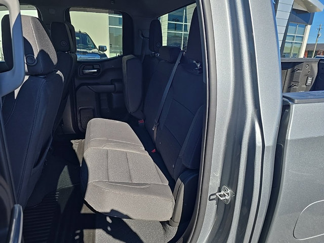Certified 2023 Chevrolet Silverado 1500 Custom AWD/4WD image 12