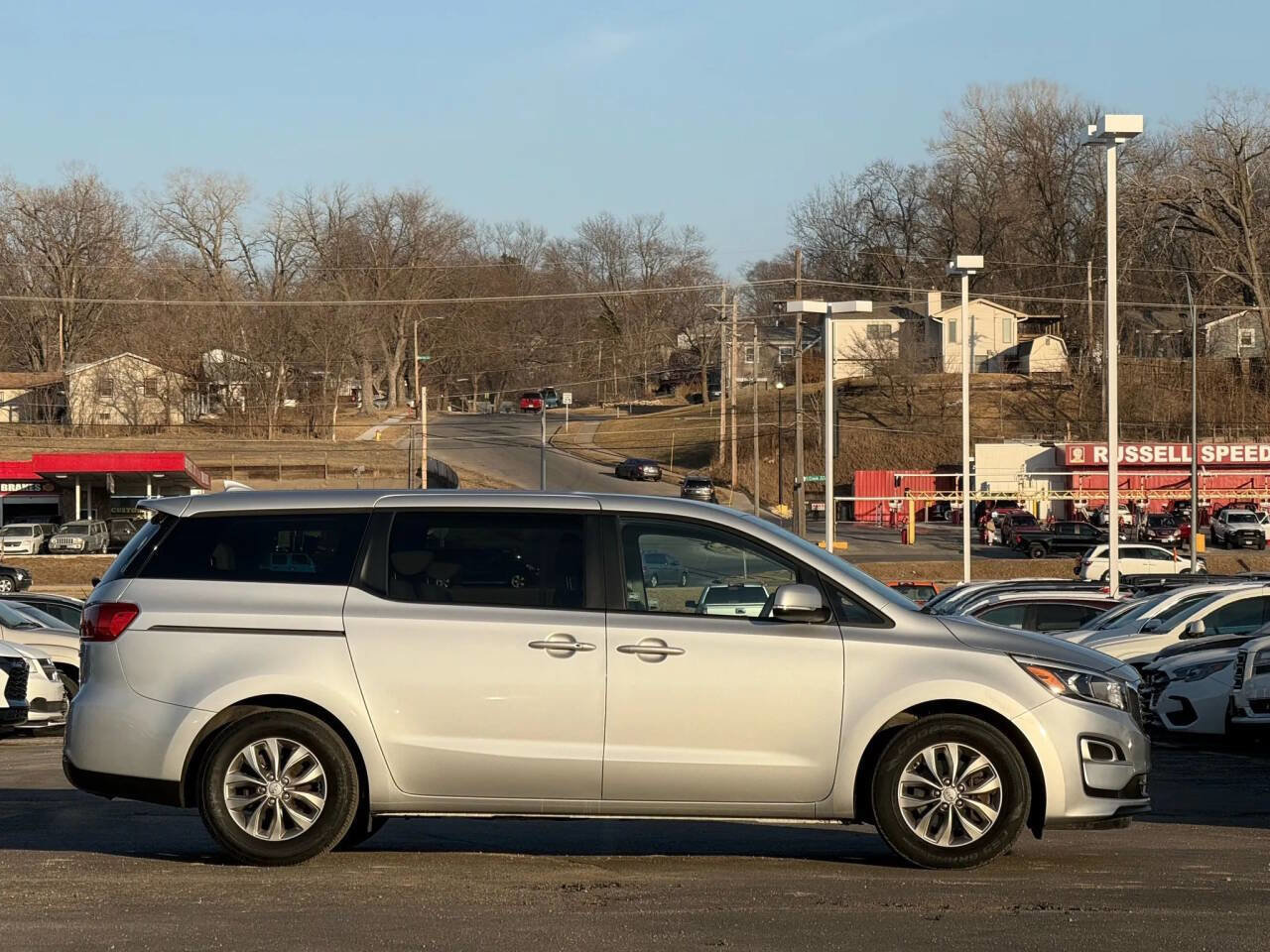 Used 2020 Kia Sedona LX FWD image 5