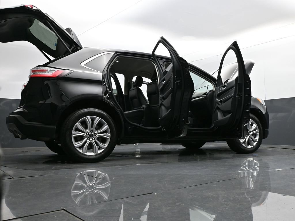 Used 2024 Ford Edge Titanium image 33
