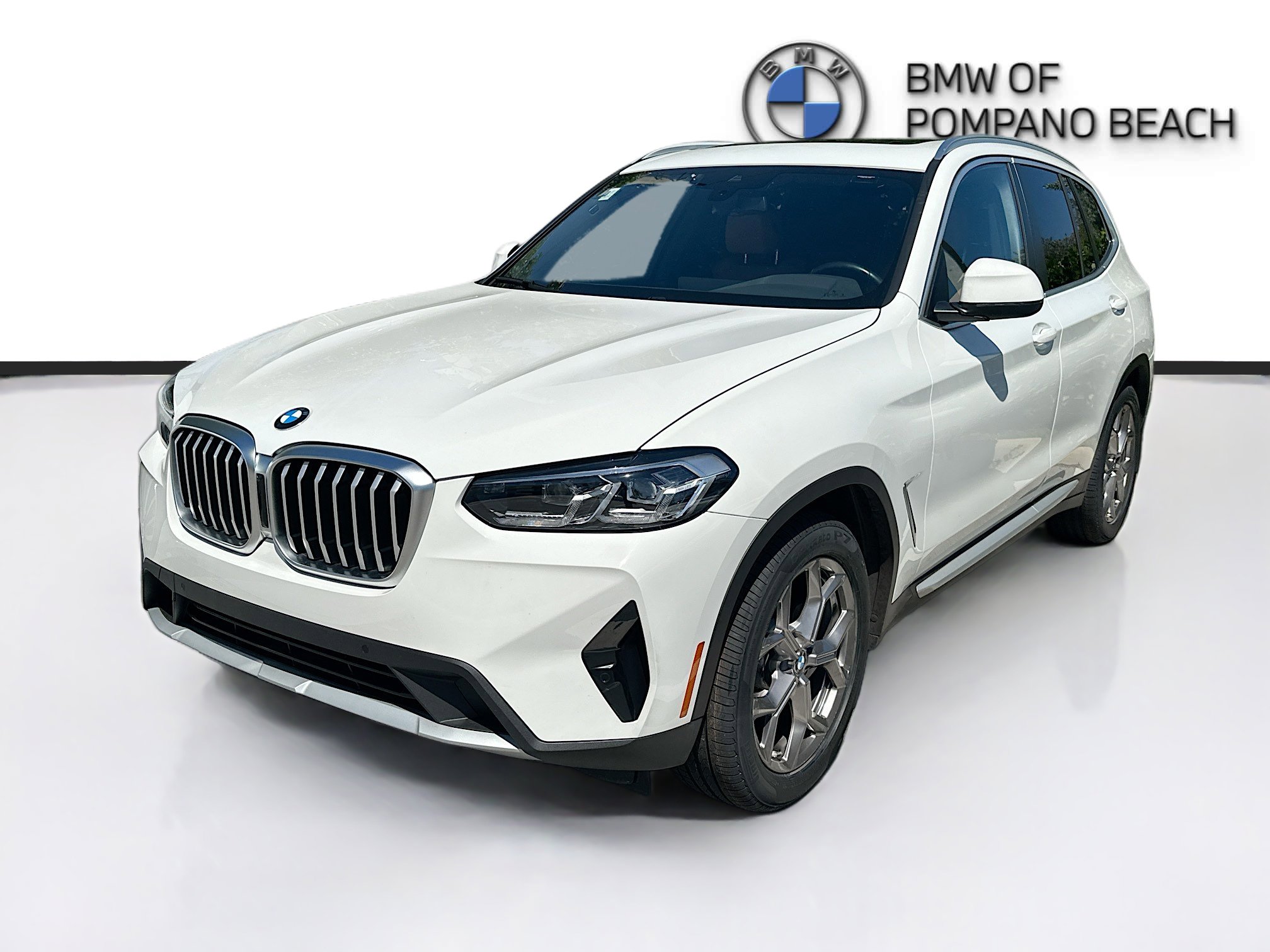 Used 2023 BMW X3 sDrive30i w/ Convenience Package w/ZPA image 3