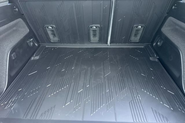 New 2026 Cadillac Optiq Sport 2 image 15