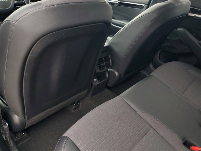 Used 2023 Kia Seltos S image 9