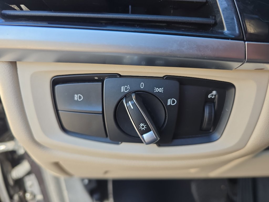 Used 2018 BMW X5 xDrive40e image 18