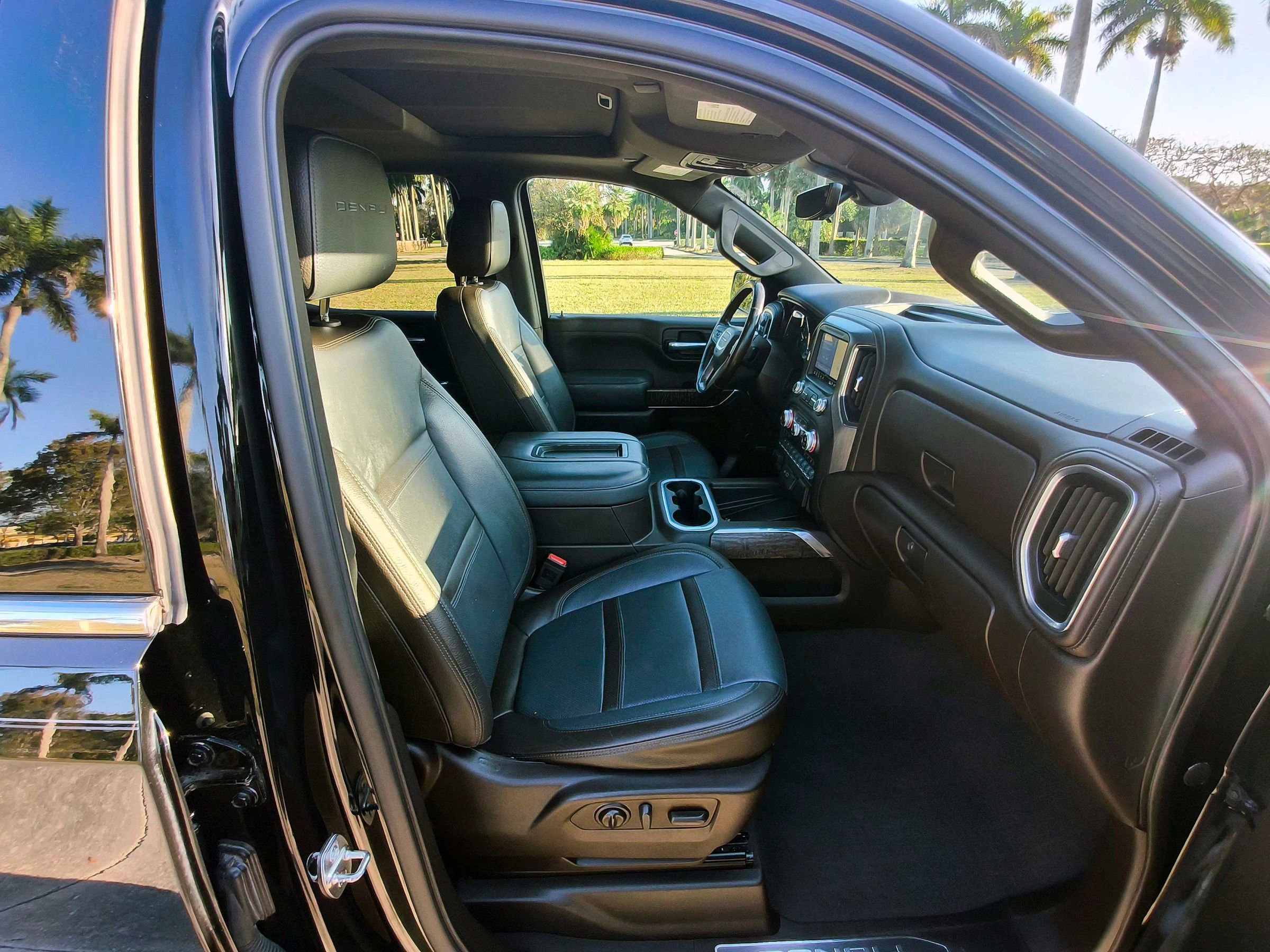 Used 2019 GMC Sierra 1500 Denali w/ Technology Package AWD/4WD image 37