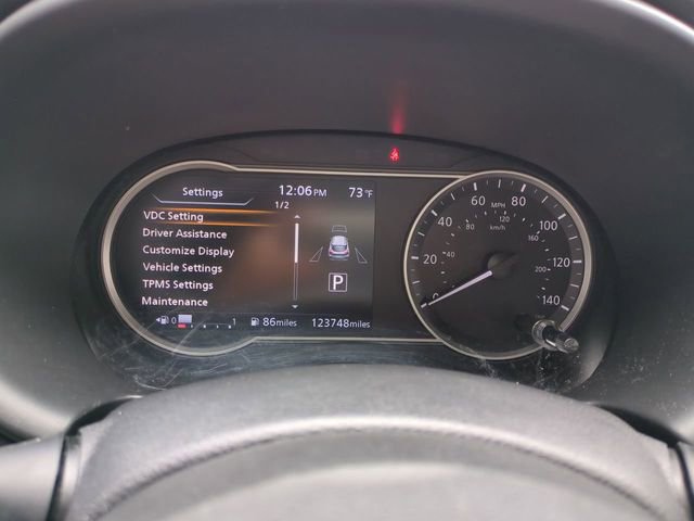 Used 2020 Nissan Kicks SR image 29