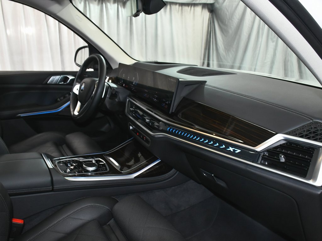 Used 2026 BMW X7 xDrive40i image 79