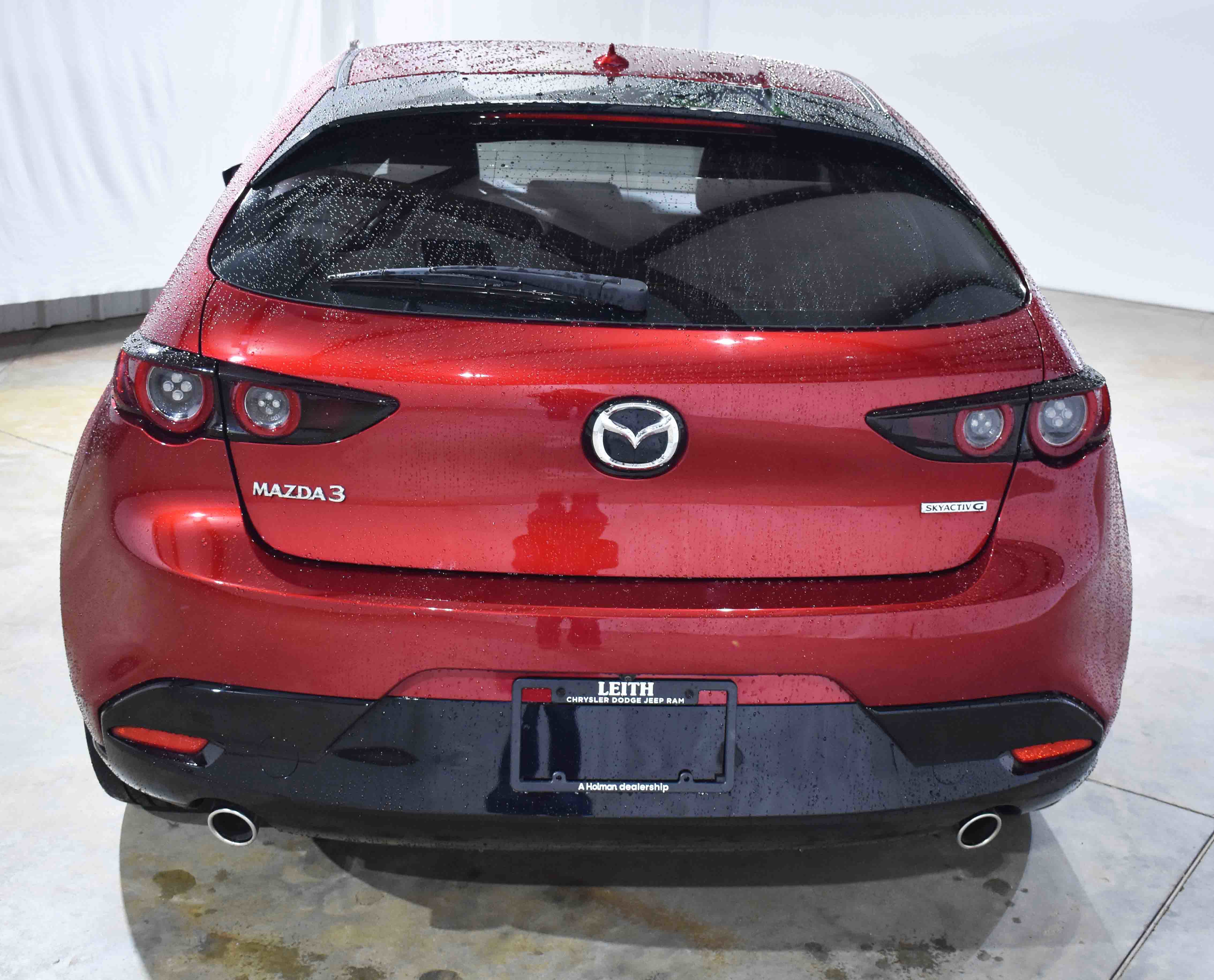 Used 2020 MAZDA MAZDA3 Hatchback w/ Premium Package image 8